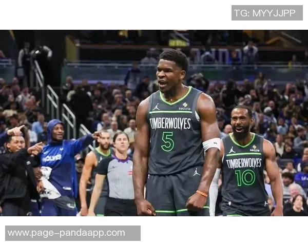 兰德尔表现低迷全场仅得15分下半场手感冰凉加时赛无所作为